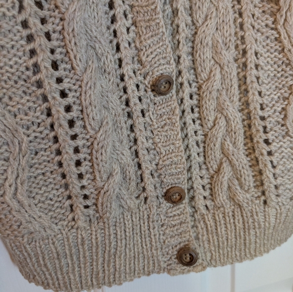 Vintage Liz Claiborne Cable Knit Tan Sweater - Picture 5 of 8